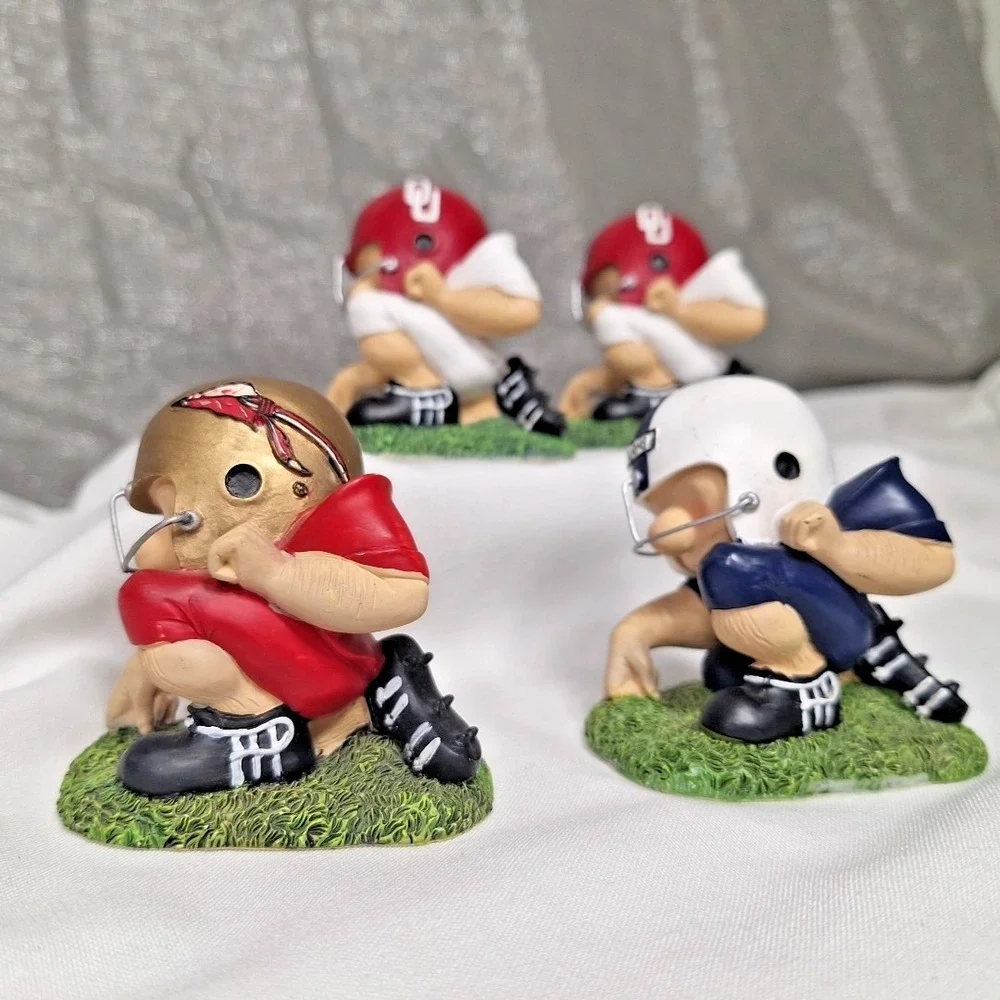 Vintage Kiwi Collection Tailgaters The Linemen‎ Football Figurines Lot of 4